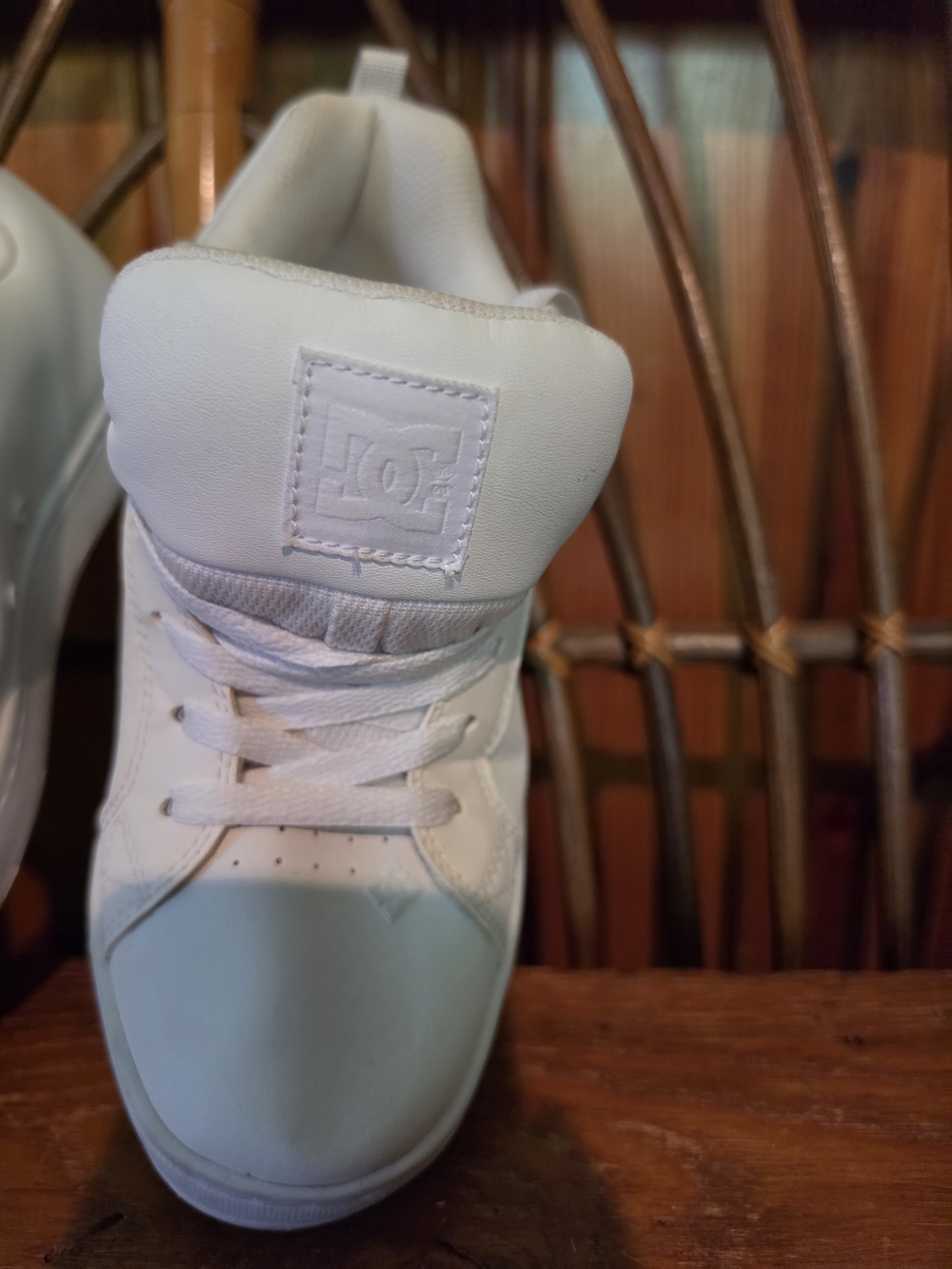 DC Womens' White Low-Top Sneakers with Glitter Logo - Picture 8 of 16